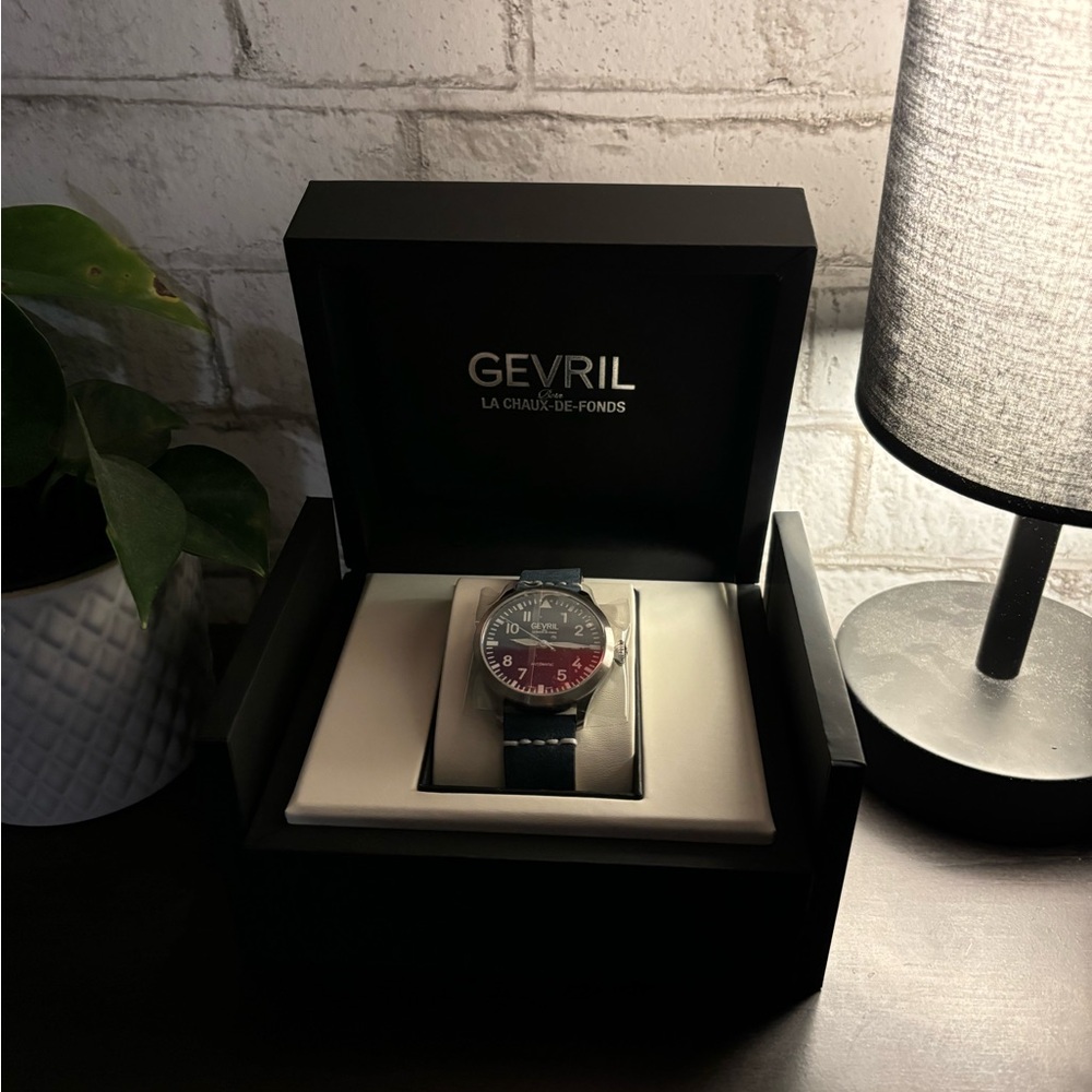 Gevril Vaughn - Pilot